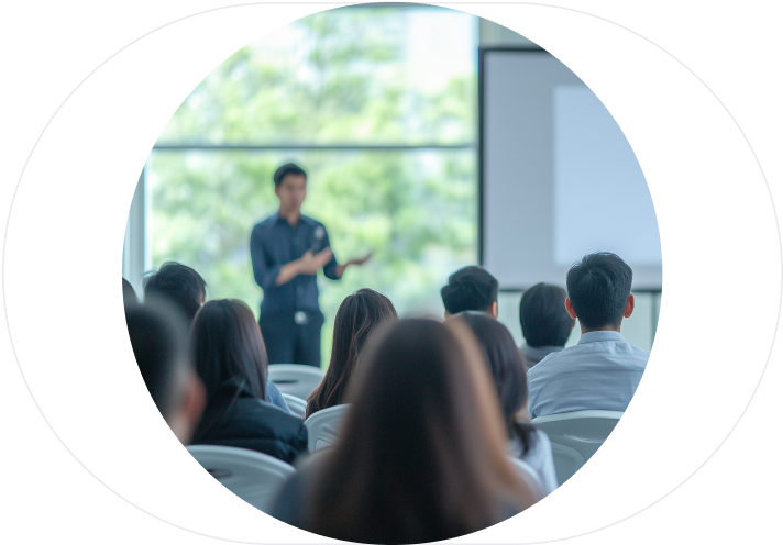 握手しているイメージ